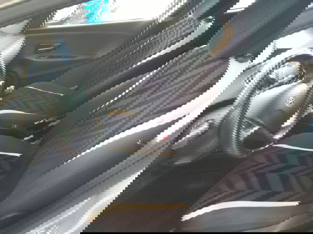 Lancia Ypsilon usata a Rimini (19)