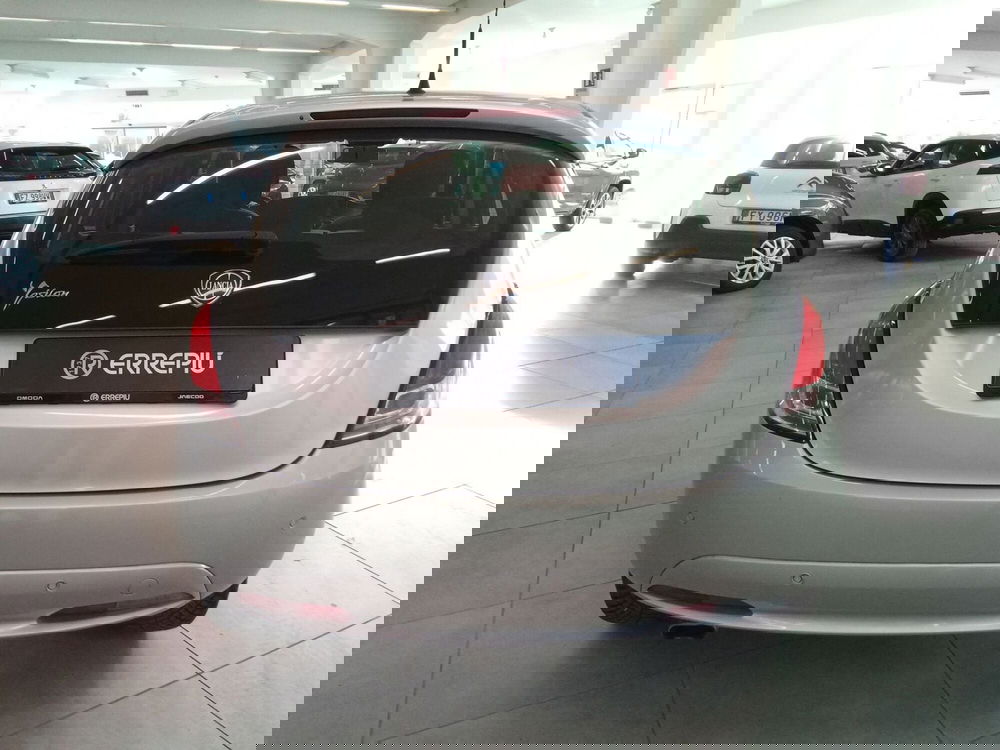 Lancia Ypsilon usata a Rimini (6)