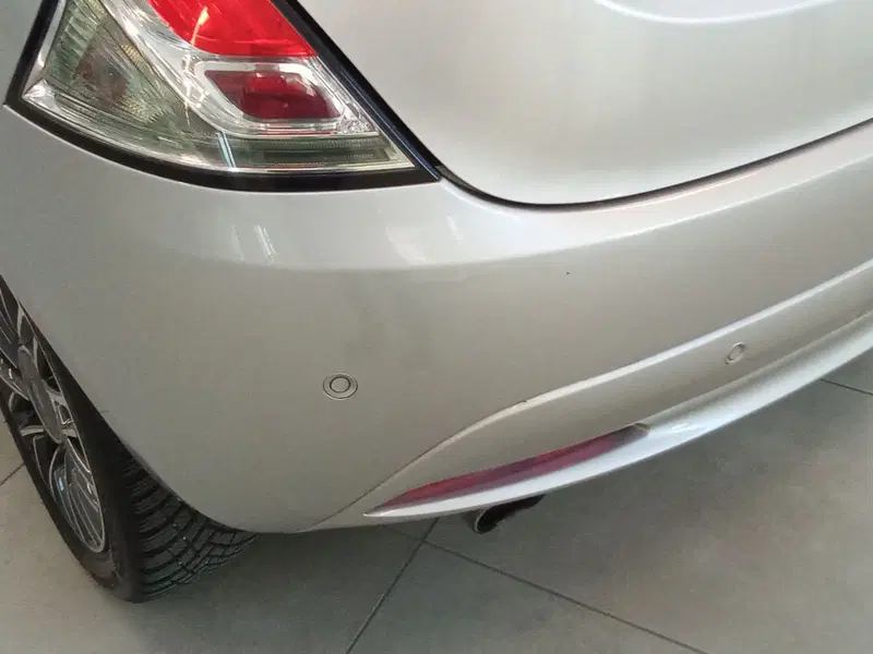 Lancia Ypsilon usata a Rimini (9)