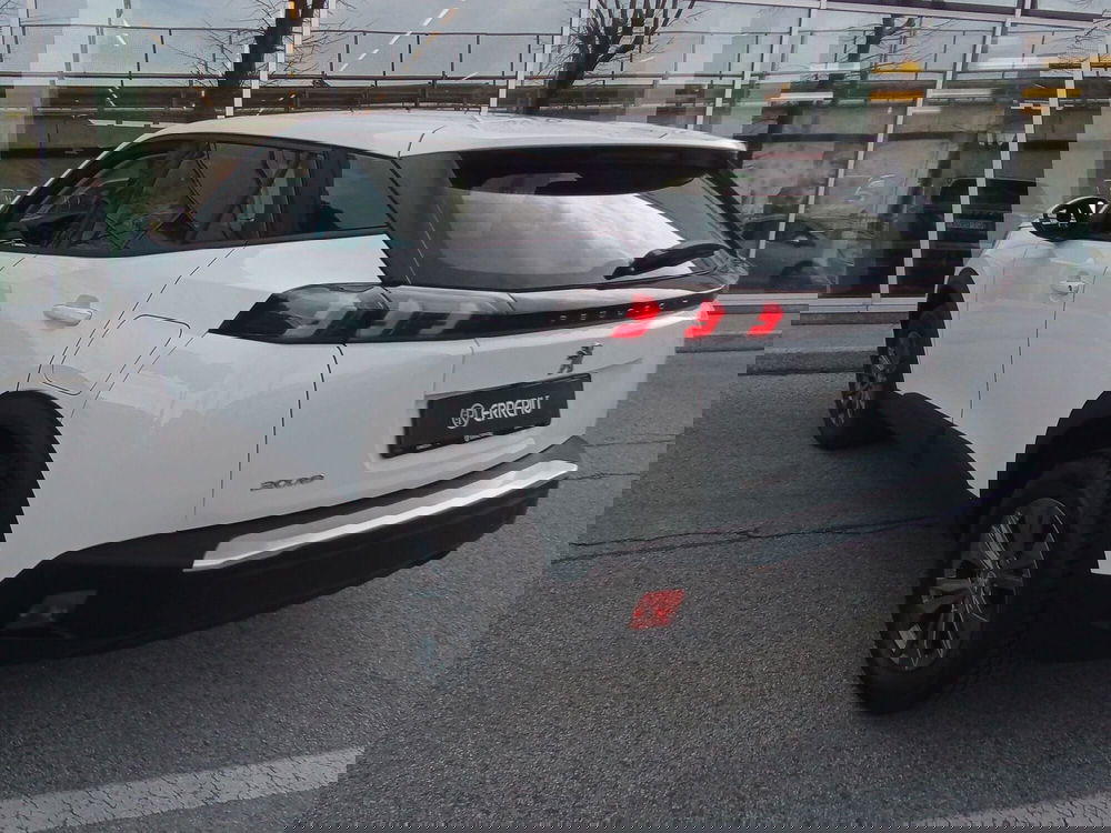 Peugeot 2008 usata a Rimini (2)