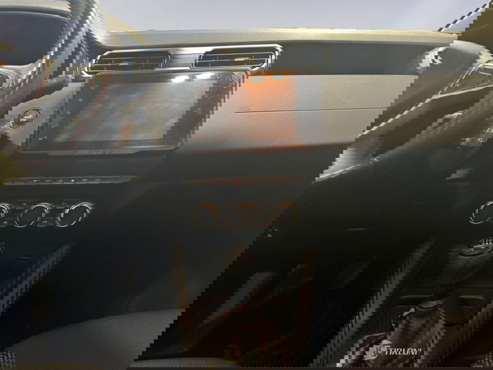 Dacia Duster usata a Milano (13)