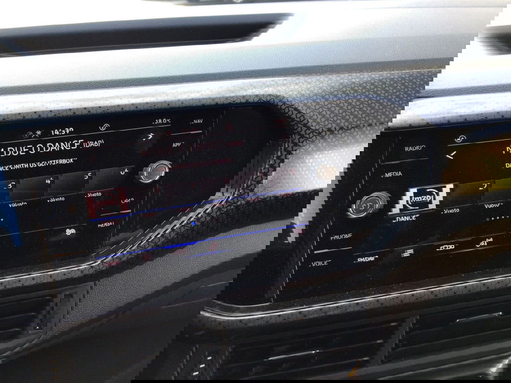 Volkswagen T-Cross usata a Genova (14)