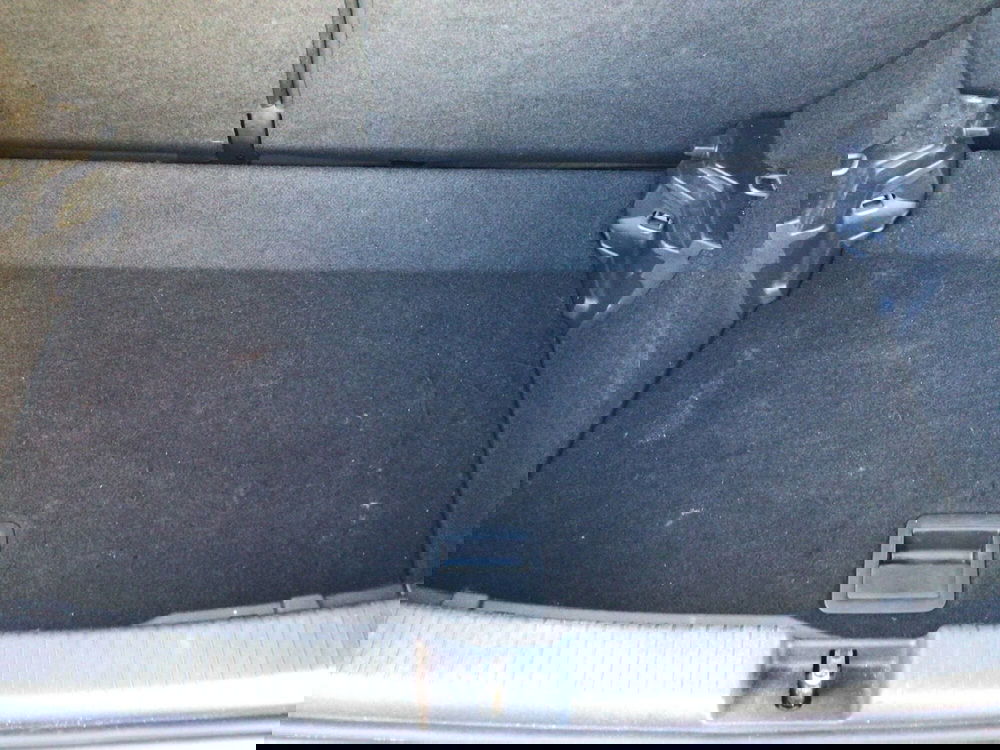 Volkswagen T-Cross usata a Genova (9)