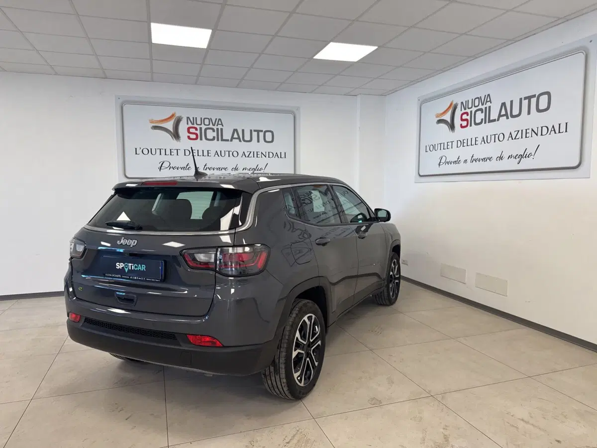 Jeep Compass usata a Palermo (13)