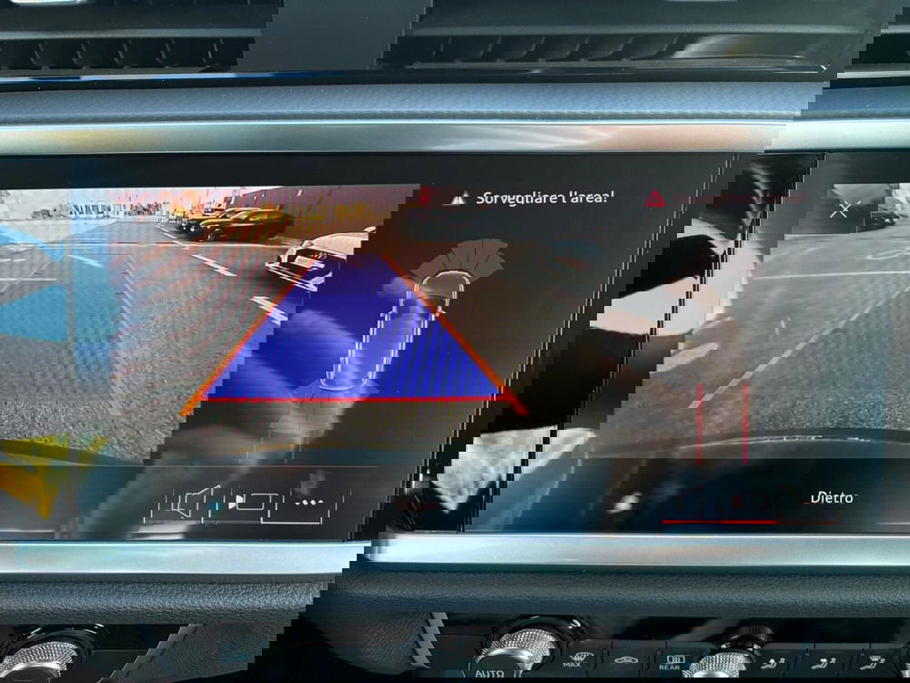 Audi Q3 usata a Bari (10)