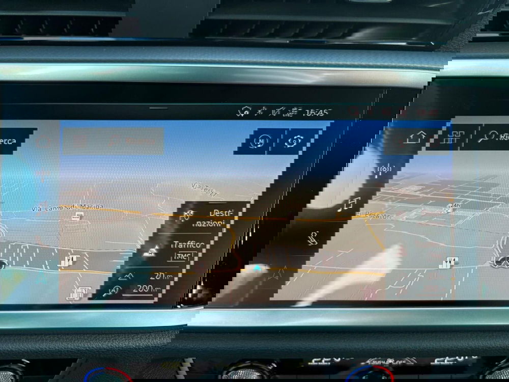 Audi Q3 usata a Bari (13)