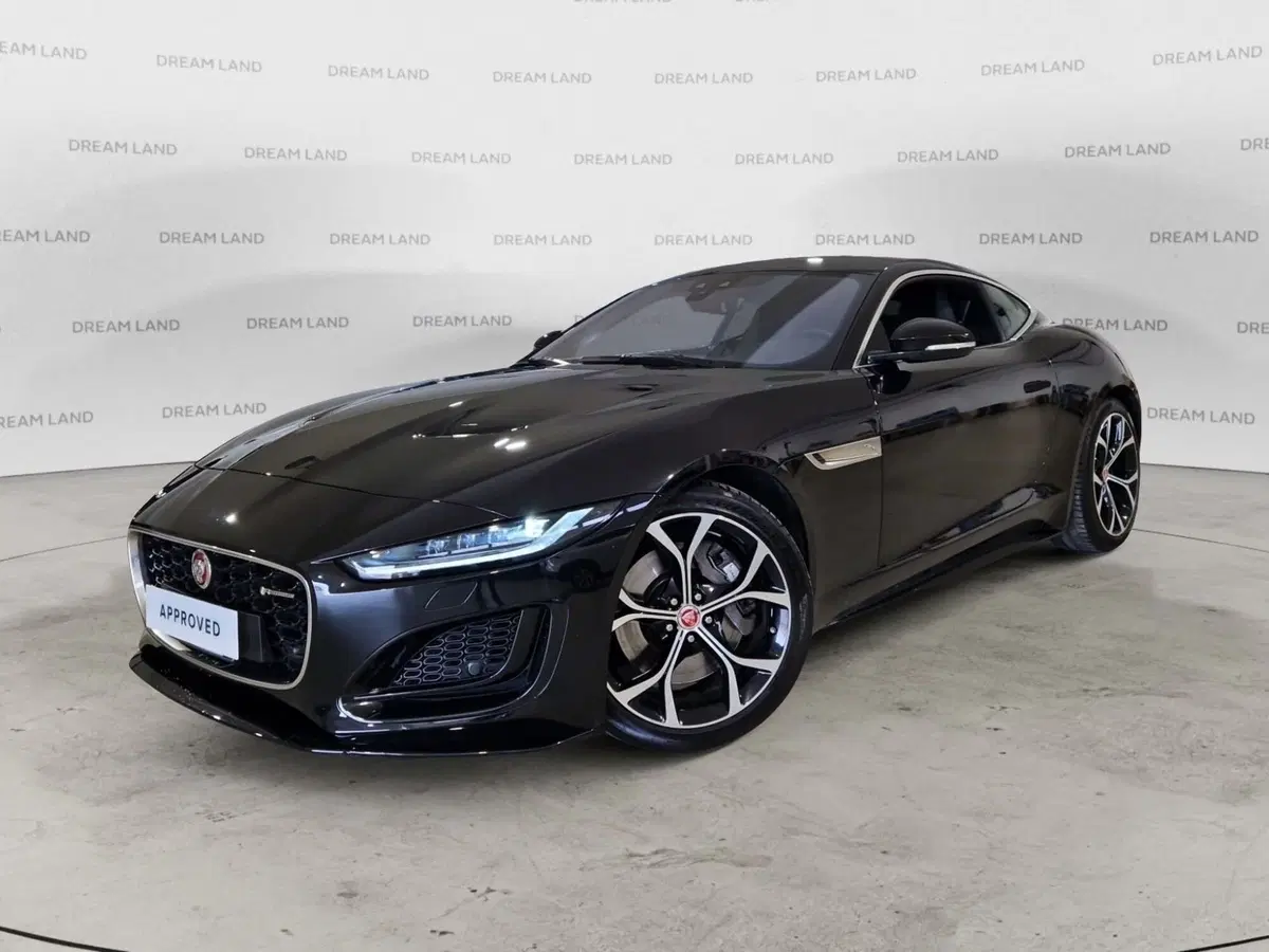 Jaguar F-Type Coupé usata a Livorno