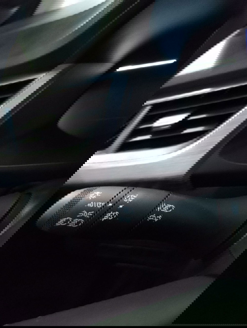 Nissan Townstar nuova a Modena (18)