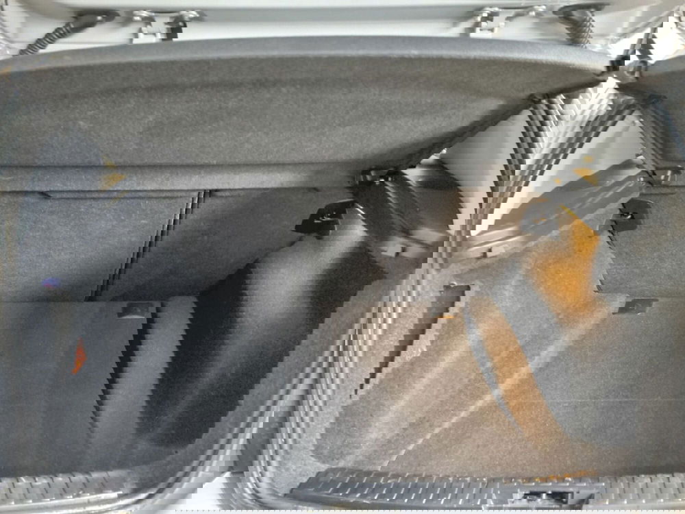 BMW Serie 1 usata a Udine (14)