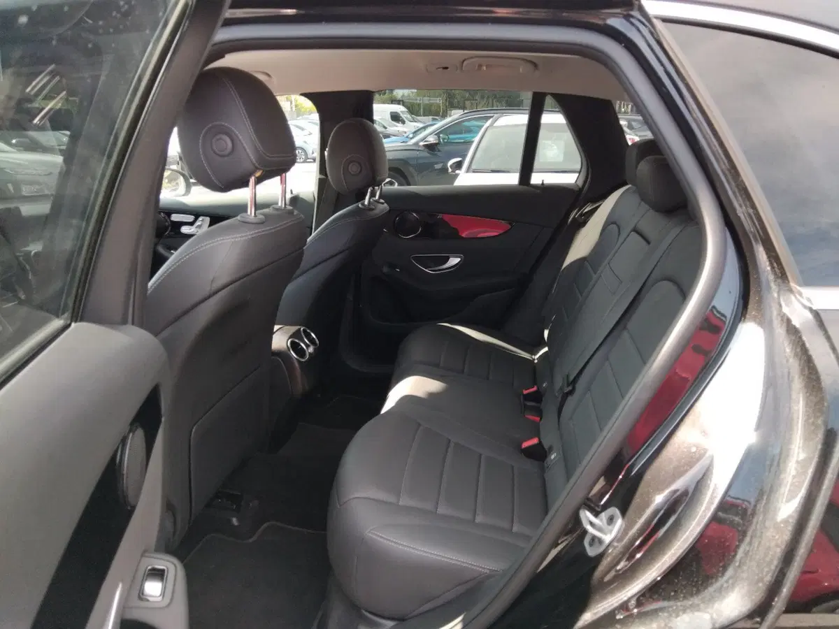 Mercedes-Benz GLC SUV usata a Roma (14)