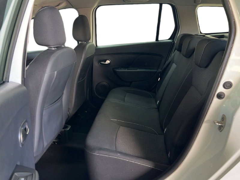 Dacia Logan usata a Roma (11)