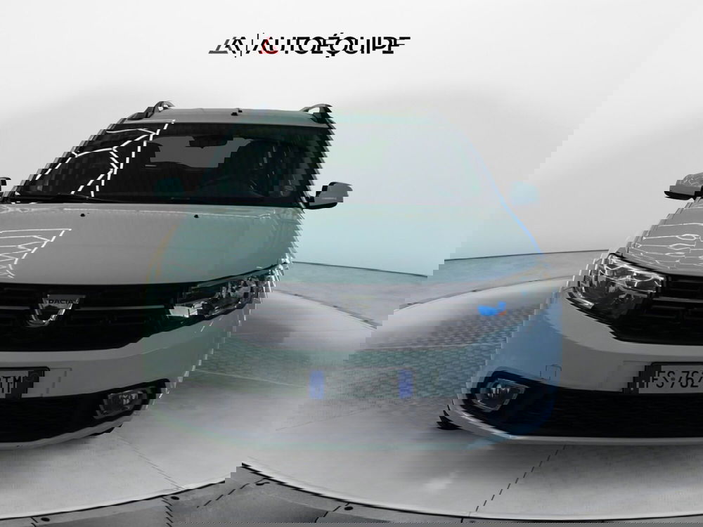 Dacia Logan usata a Roma (8)