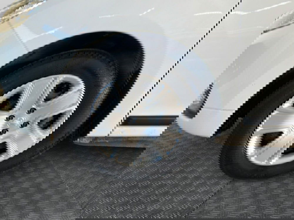 Dacia Logan usata a Roma (9)