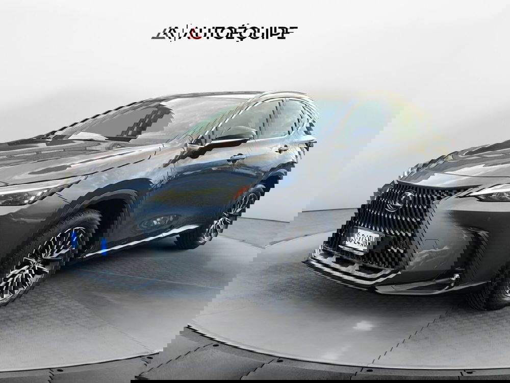 Lexus NX usata a Roma