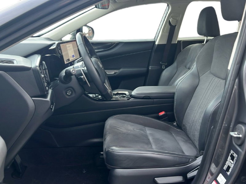 Lexus NX usata a Roma (14)