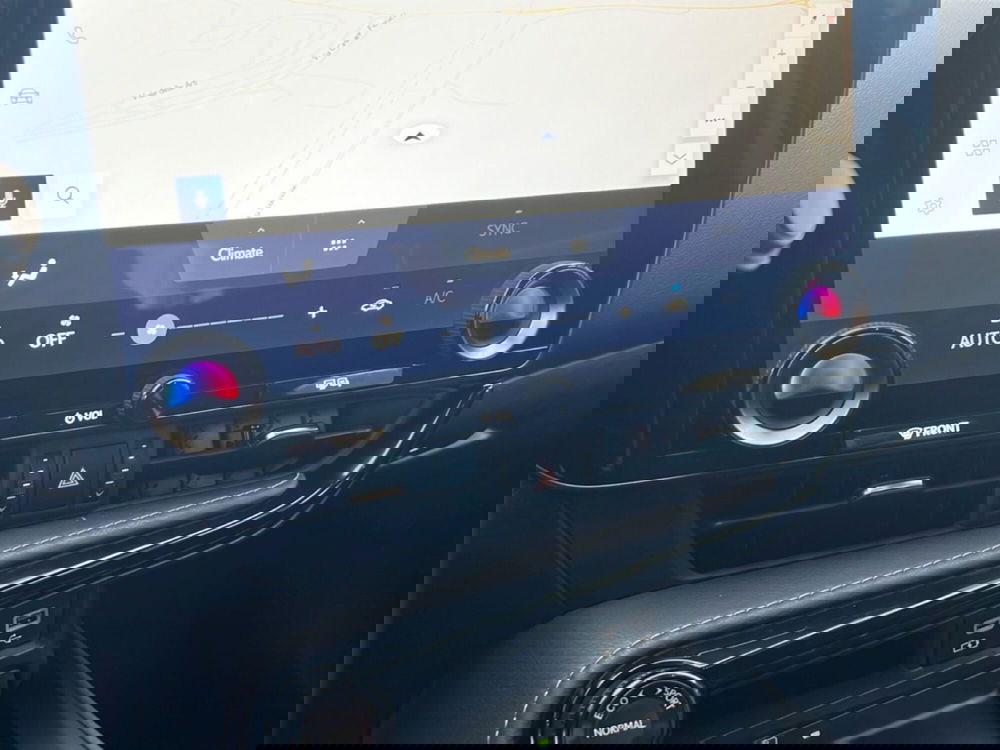 Lexus NX usata a Roma (19)