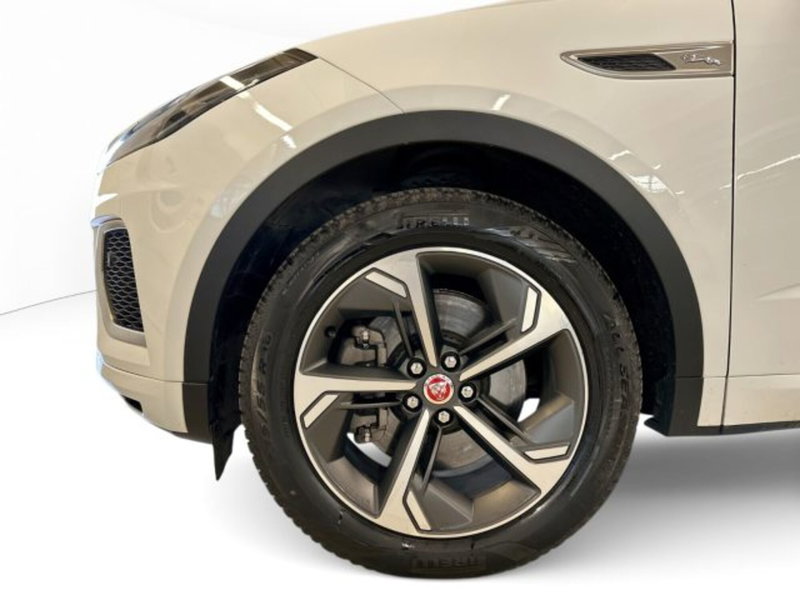 Jaguar E-Pace usata a Modena (9)