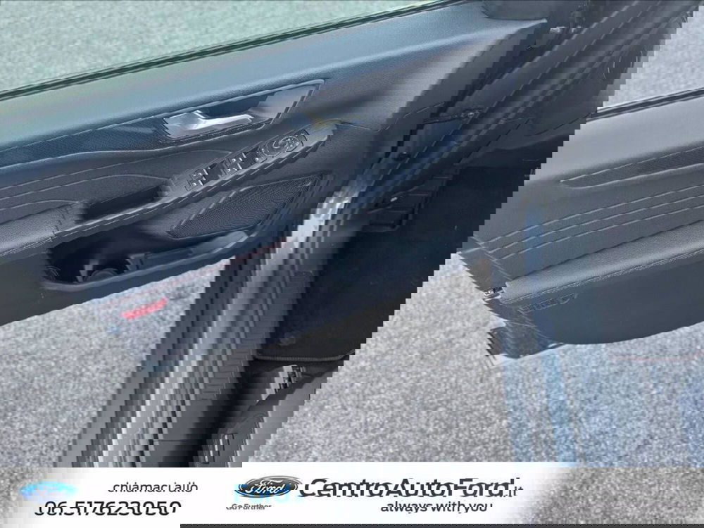 Ford Kuga usata a Roma (9)