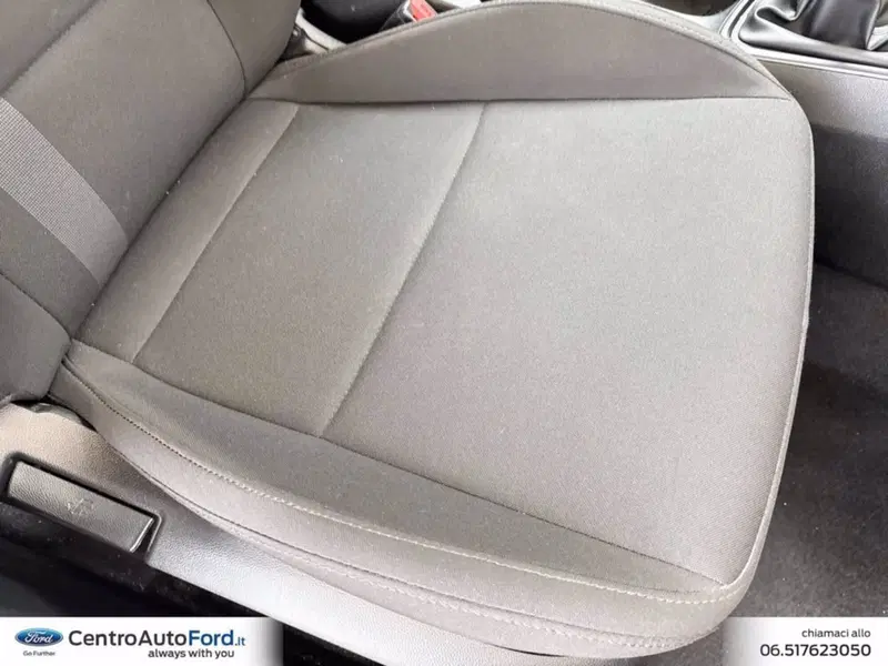Hyundai i20 usata a Roma (9)