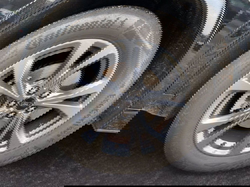 Ford Kuga usata a Milano (16)