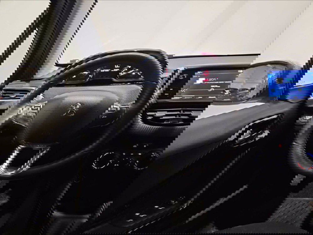 Peugeot 2008 usata a Palermo (10)