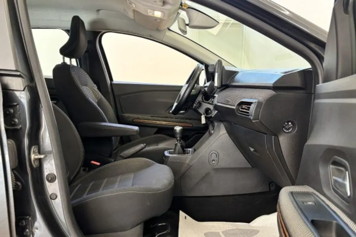 Dacia Sandero Streetway usata a Latina (8)