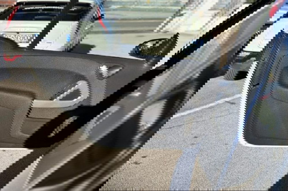 smart Fortwo usata a Latina (12)