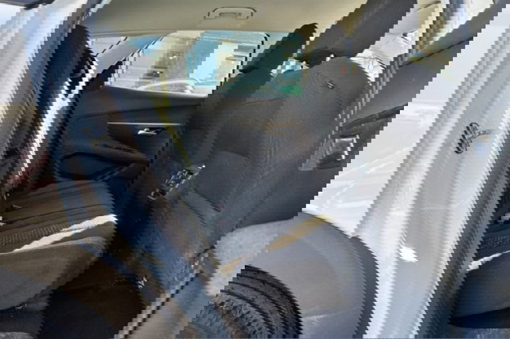 Peugeot 3008 usata a Latina (10)