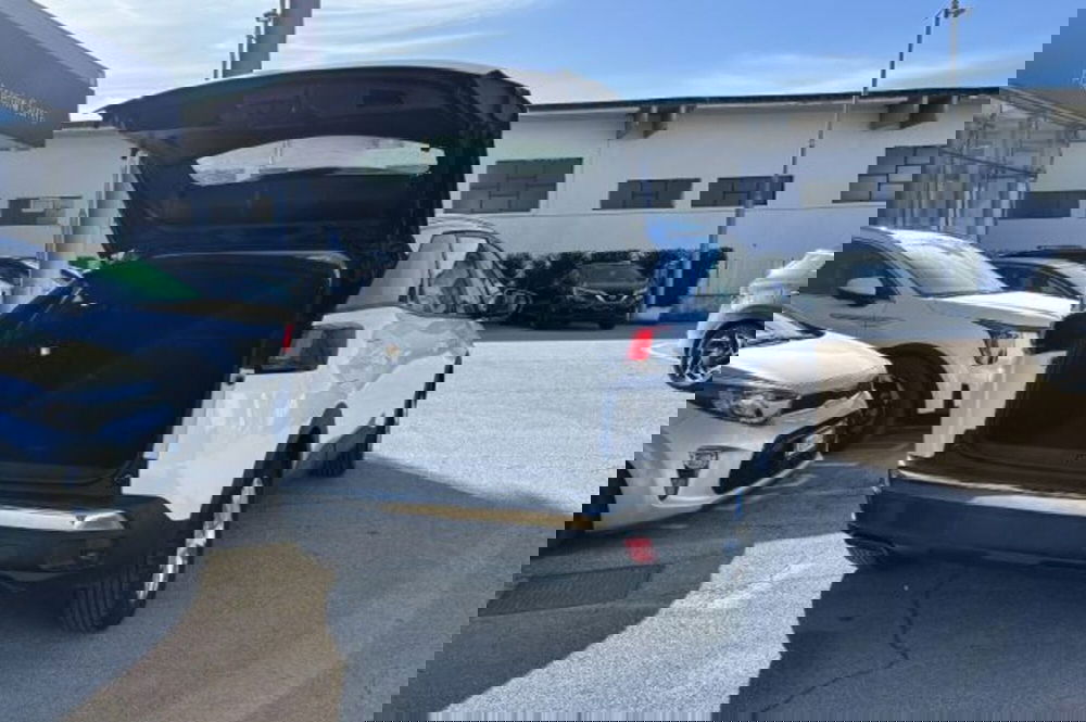 Peugeot 3008 usata a Latina (7)