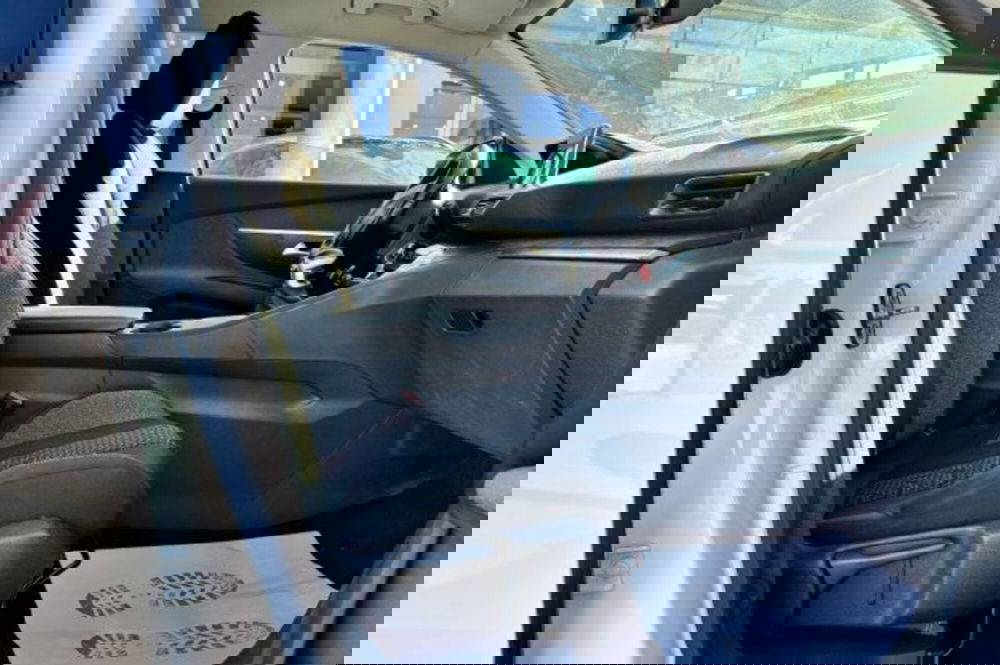 Peugeot 3008 usata a Latina (8)