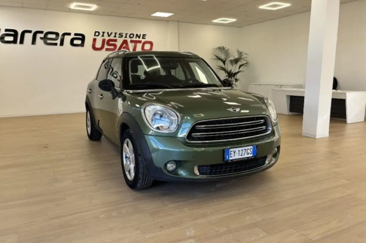 MINI Mini Countryman usata a Latina