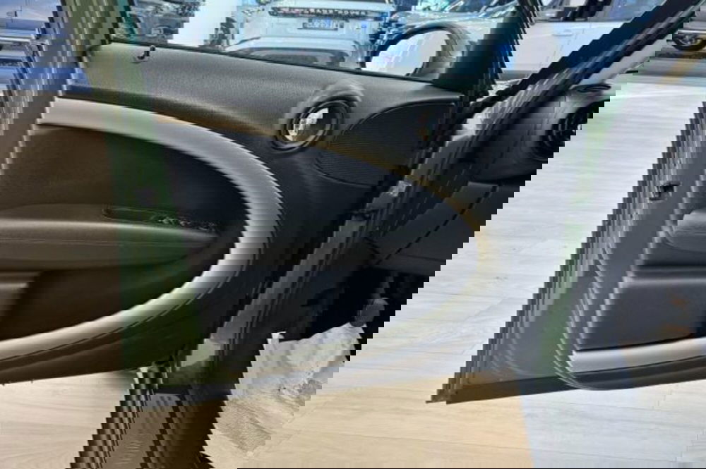 MINI Mini Countryman usata a Latina (12)