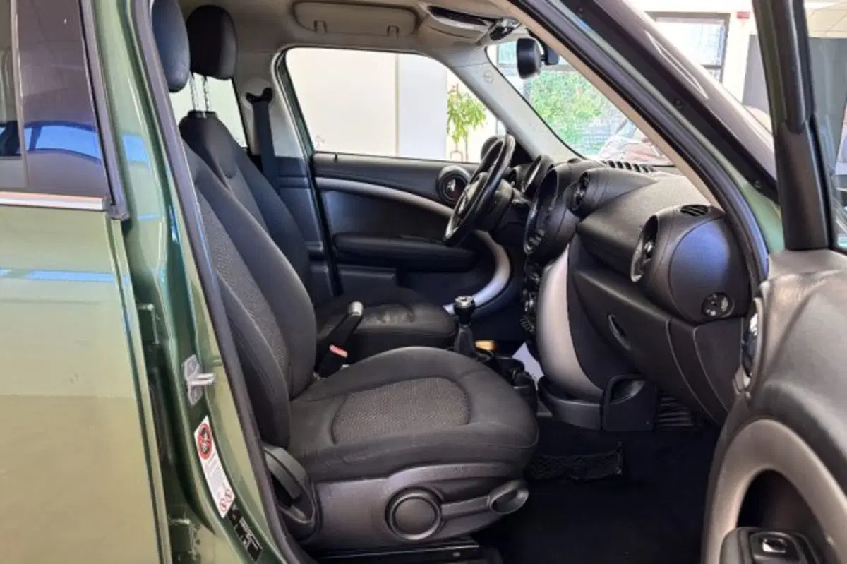 MINI Mini Countryman usata a Latina (8)