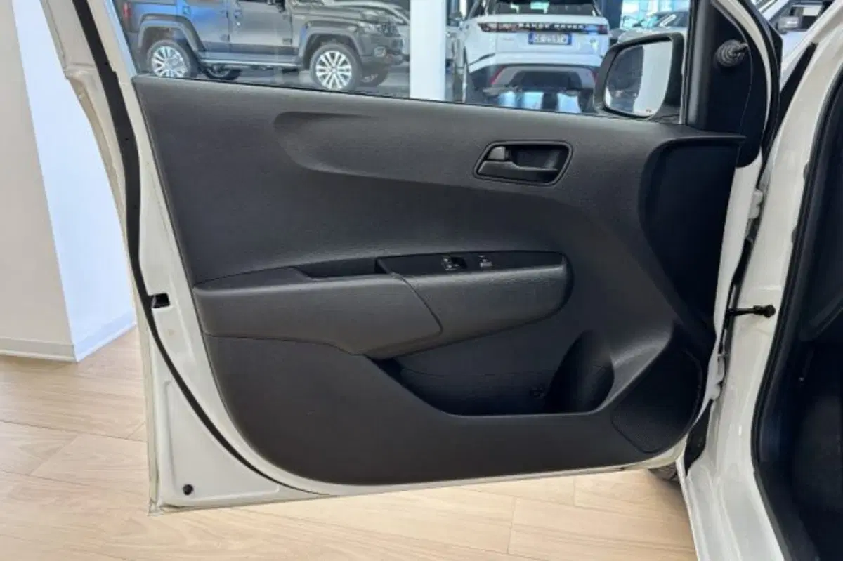 Kia Picanto usata a Latina (12)
