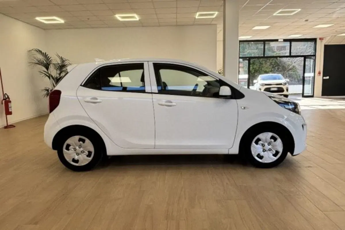 Kia Picanto usata a Latina (4)