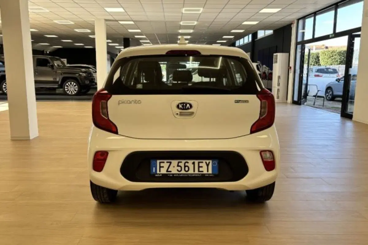 Kia Picanto usata a Latina (6)