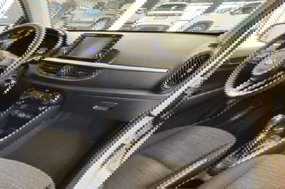 Kia Picanto usata a Latina (9)