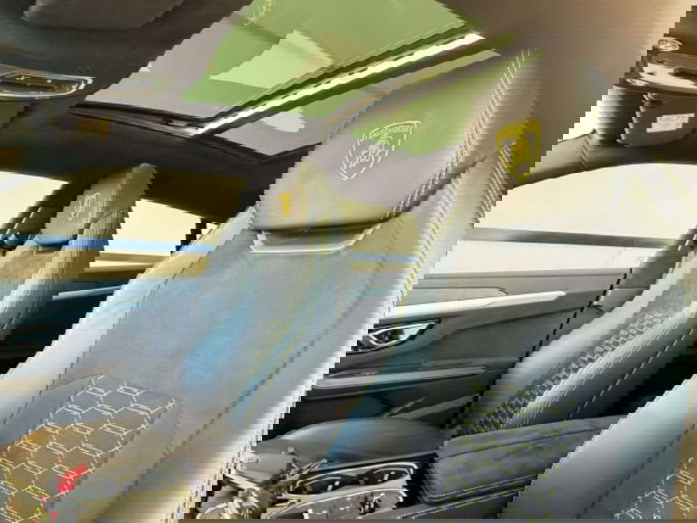 Lamborghini Urus usata a Torino (9)