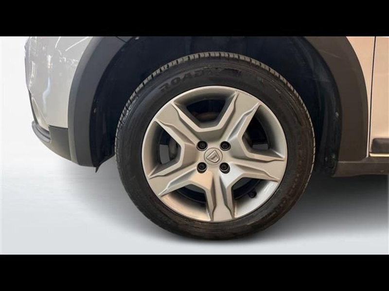 Dacia Sandero usata a Firenze (15)