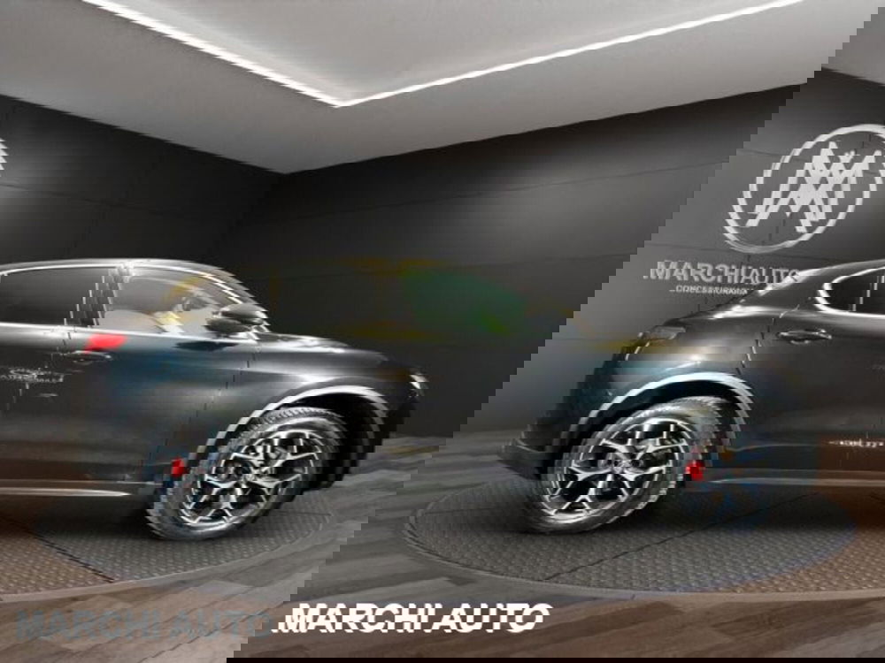 Alfa Romeo Stelvio usata a Perugia (4)