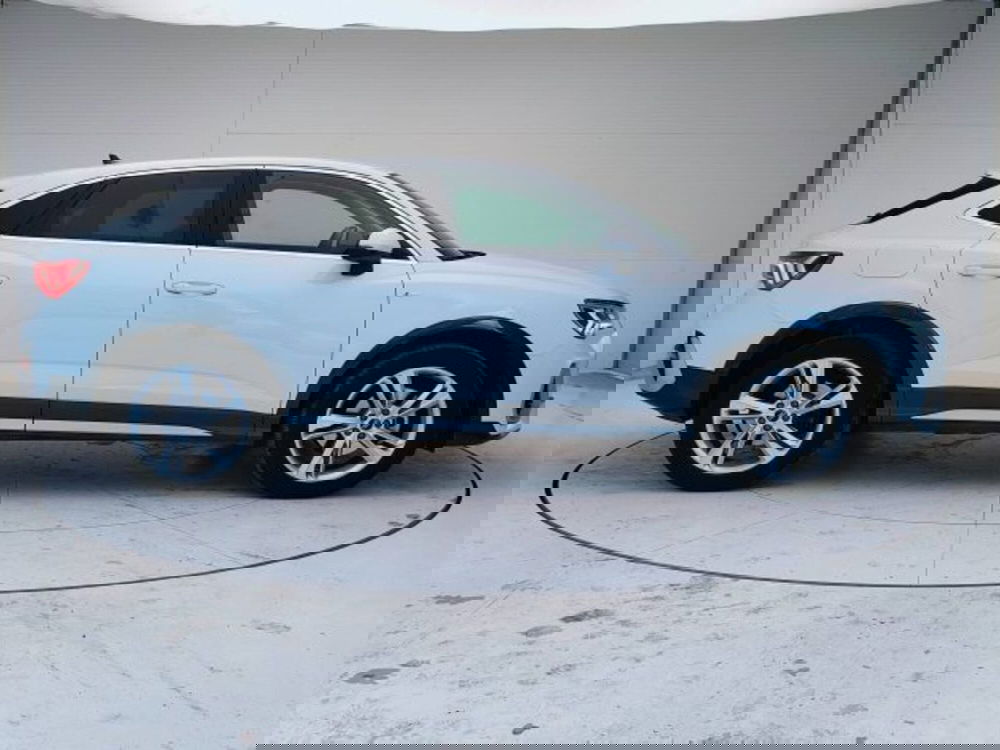 Audi Q3 Sportback usata a Teramo (7)