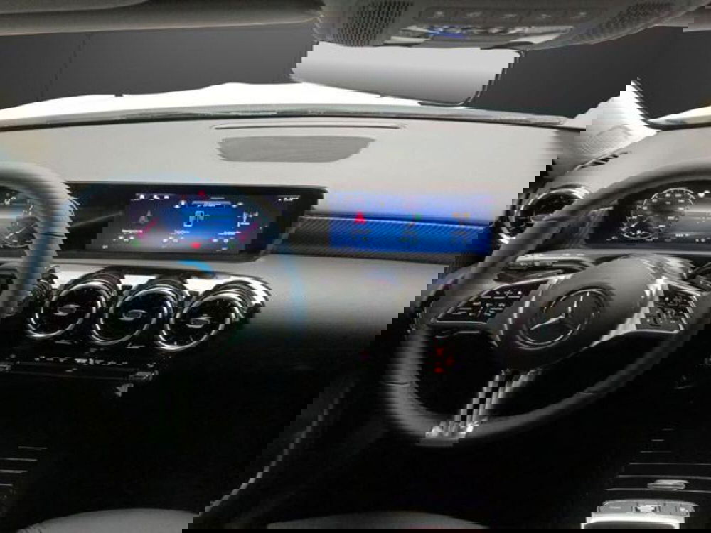 Mercedes-Benz Classe A usata a Milano (10)