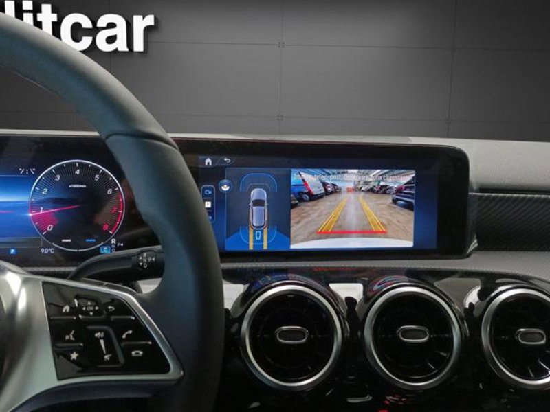 Mercedes-Benz Classe A usata a Milano (16)