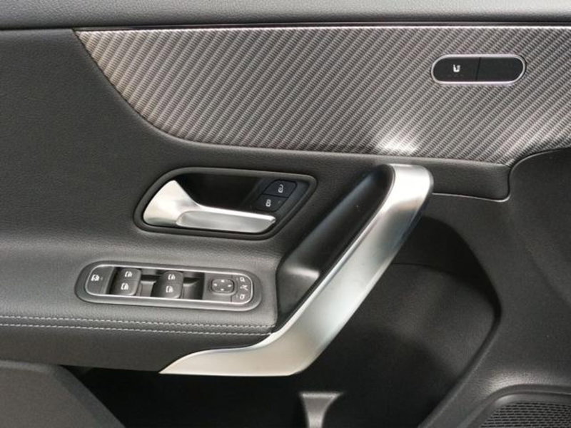 Mercedes-Benz Classe A usata a Milano (17)