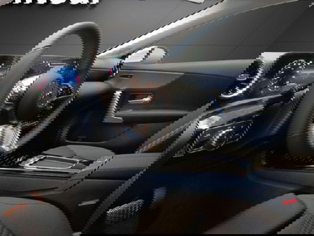 Mercedes-Benz Classe A usata a Milano (9)