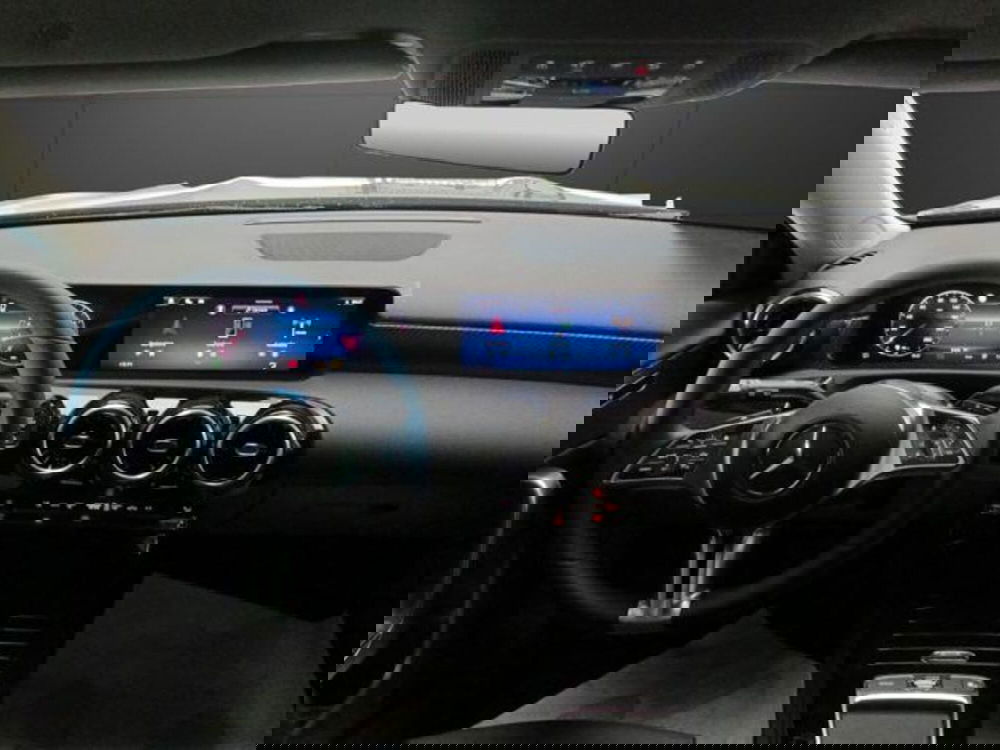 Mercedes-Benz Classe A usata a Milano (7)