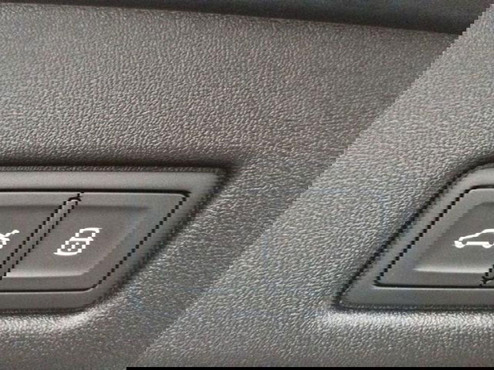 Audi Q5 Sportback nuova a Milano (19)