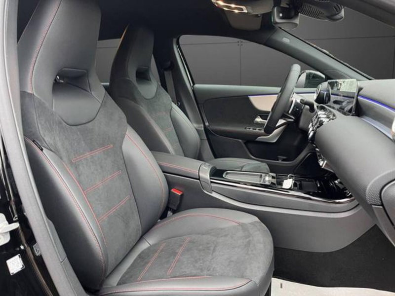 Mercedes-Benz Classe A usata a Milano (11)