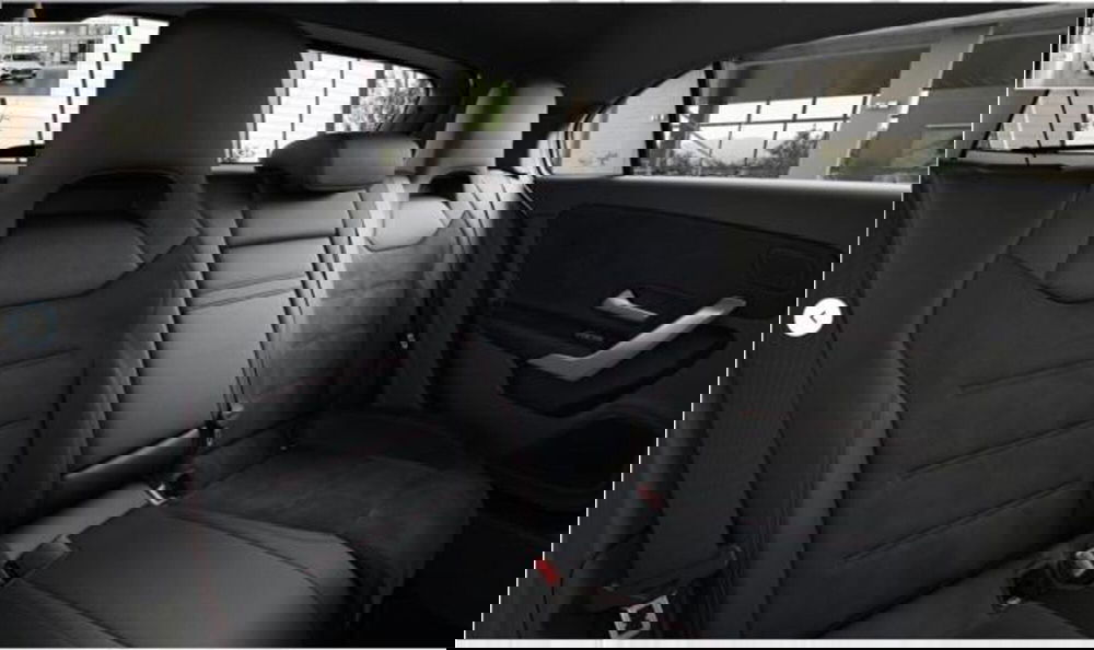 Mercedes-Benz Classe A Sedan usata a Milano (11)