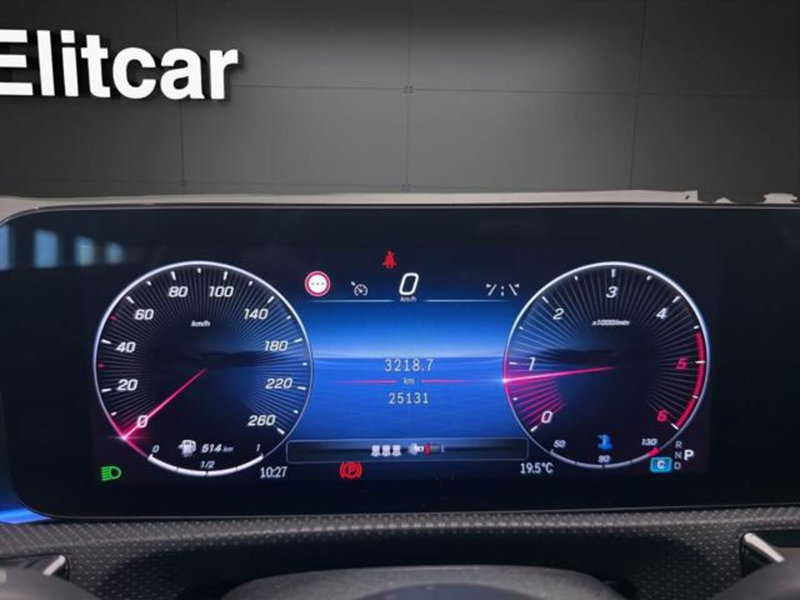 Mercedes-Benz Classe A Sedan usata a Milano (16)